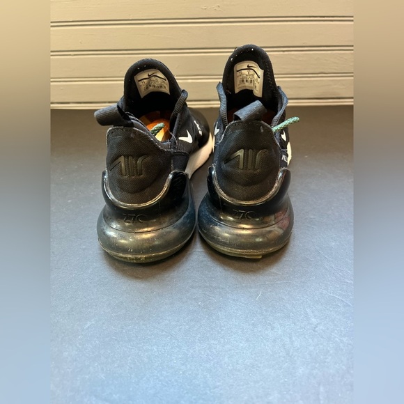 Nike Air Max 270 Black White Sneakers size 7Y please check the pictures - Picture 4 of 9